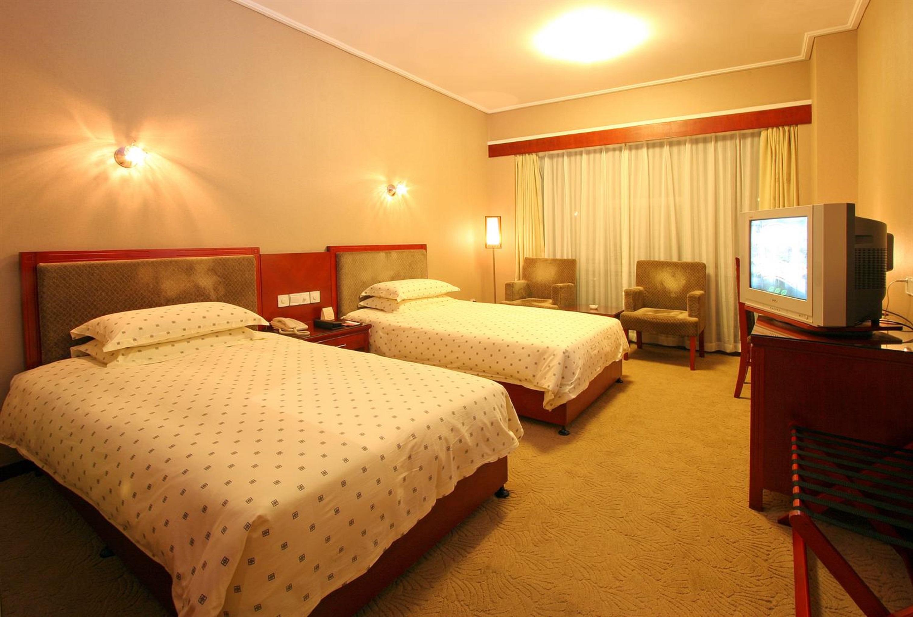 New Era Hotel Куньмин Экстерьер фото