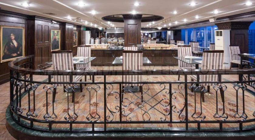 New Era Hotel Куньмин Экстерьер фото