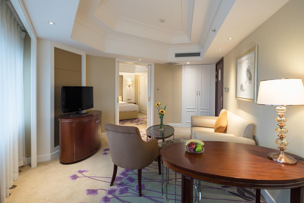 New Era Hotel Куньмин Экстерьер фото
